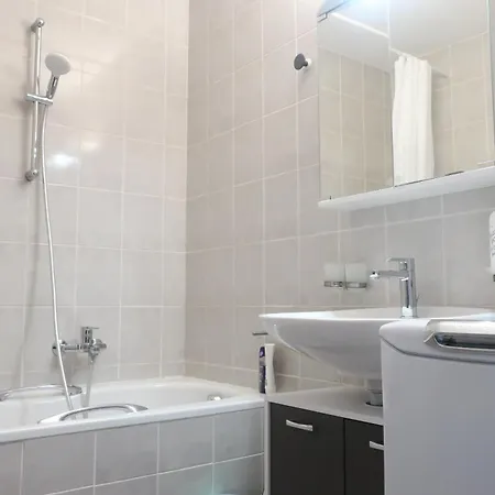 C A L M Au Coeur Du Valais * Riddes